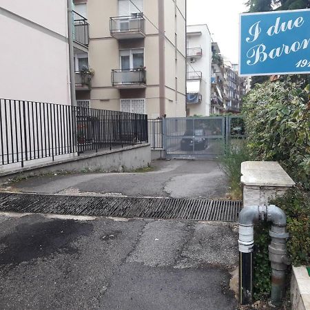 I Due Baroni - Fronte Campus Bed & Breakfast Bari Exterior photo