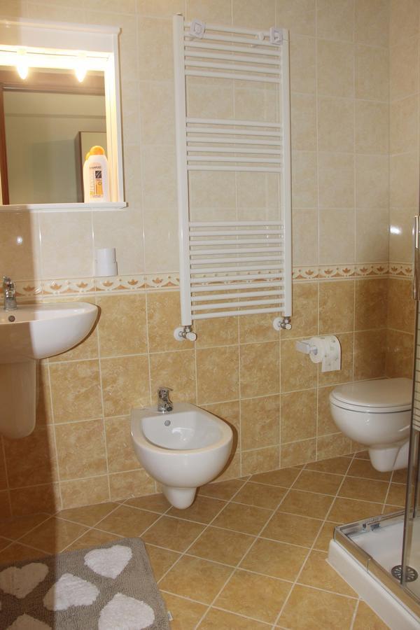 I Due Baroni - Fronte Campus Bed & Breakfast Bari Exterior photo